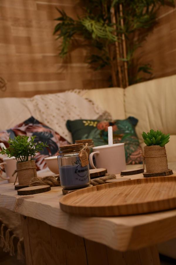 Le Cabanon H24,Atypique,Cosy,Port,Plage,Wifi,Netflix La Seyne-sur-Mer Kültér fotó