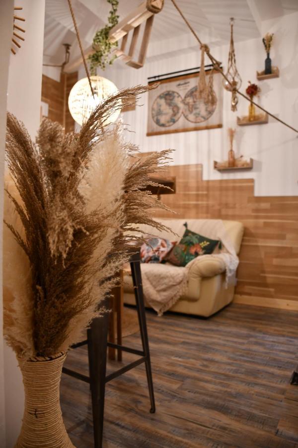 Le Cabanon H24,Atypique,Cosy,Port,Plage,Wifi,Netflix La Seyne-sur-Mer Kültér fotó